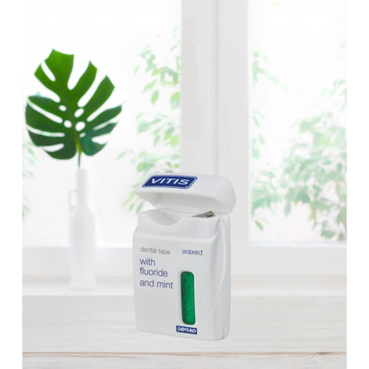 Vitis® Flosstape Waxed - Fluoride en Mint - Groen (50 m)-Dentaid-Sordent