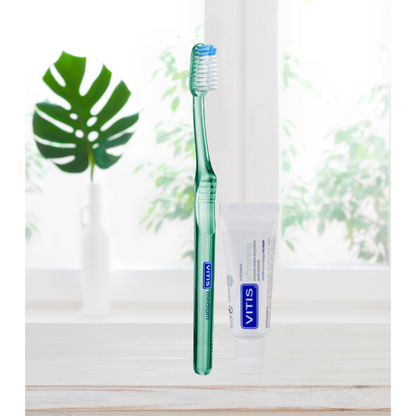 Vitis® Tandenborstel Medium met Vitis® Whitening tandpaste 15 mL-Dentaid-Sordent